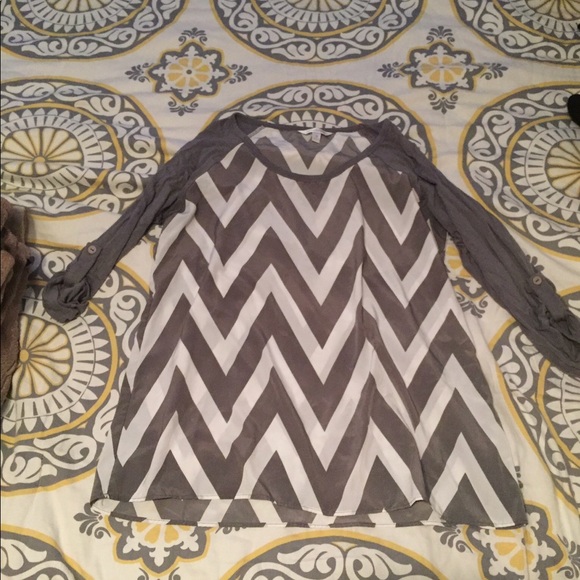 Charming Charlie chevron top - Picture 1 of 1